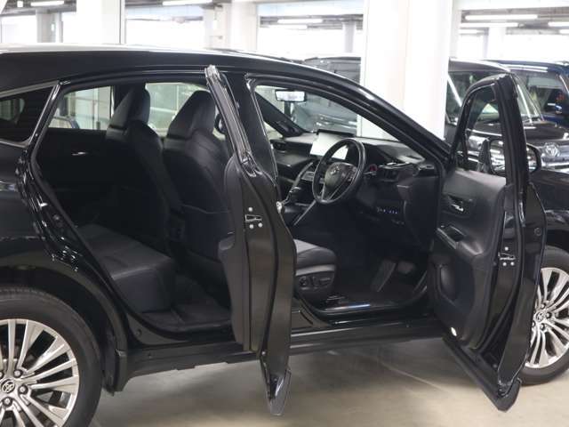 毎日新規物件入庫！3500台の高品質車をぜひとも、ご自身の目で直接ご覧になって、ご実感下さい、自身を持ってお勧めいたします。