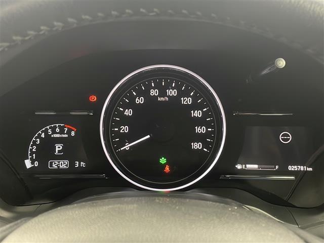 【スピードメーター】メーターがシンプルで見やすく運転しやすいですね！