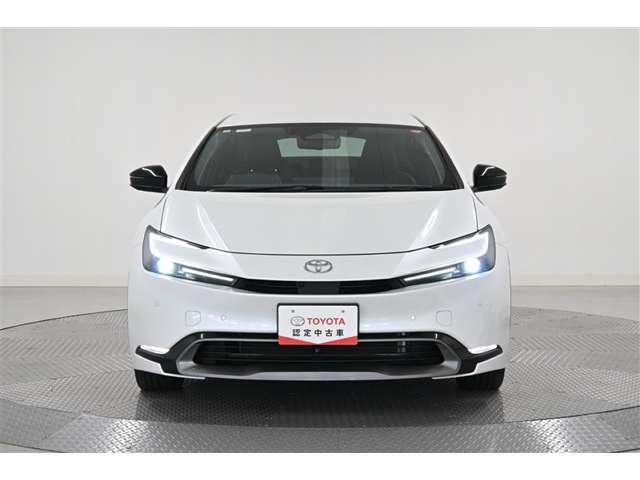 低燃費で環境にもやさしいハイブリッド車です。トヨタ専用診断機器でハイブリッドシステムを綿密に点検してあります！