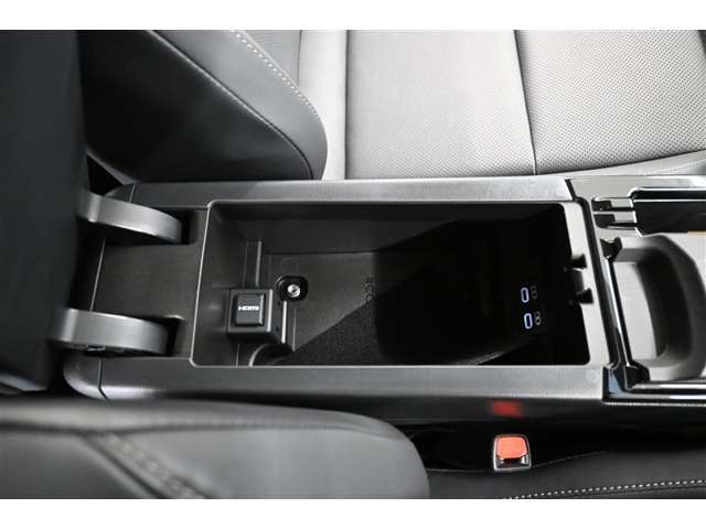 取り出しやすく、しまいやすい収納スペースが満載です。ティッシュやペットボトル等、用途に合わせた収納が可能ですので、使い方はあなた次第！