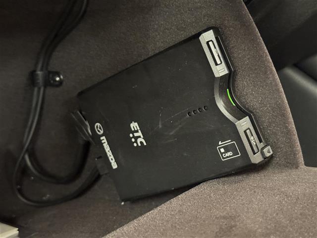 気になる車はすぐにお問い合わせください！画面右側の0066から始まる無料ダイヤルからお問い合わせ下さい！専門スタッフがお車のご質問にお答えいたします！