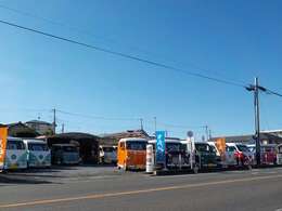 ご覧頂きありがとうございます　まるみ自動車はレトロ系軽自動車の専門店です☆