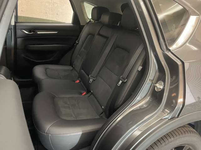 当店のお車をご覧いただきましてありがとうございます。お車についてのご質問やお見積りのご依頼、ご購入にあたってのご相談などお気軽にお問い合わせ下さい！