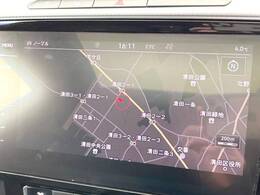 ●純正ナビ:一体感のあるナビは、高級感ある車内を演出してくれます。オーディオ機能も充実しておりますので、運転もより楽しめます♪