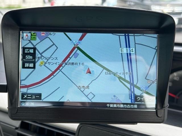 【　ナビゲーション　】ナビゲーションシステム装備なので不慣れな場所へのドライブも快適にして頂けます♪