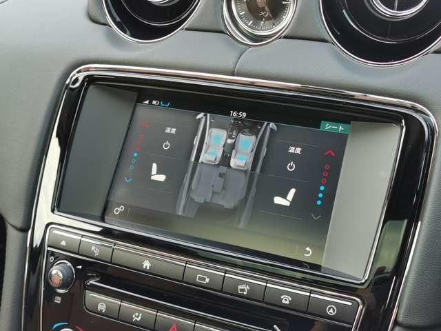 【ヒーター全席シート】前席には季節によっては快適なヒーターが搭載されております。