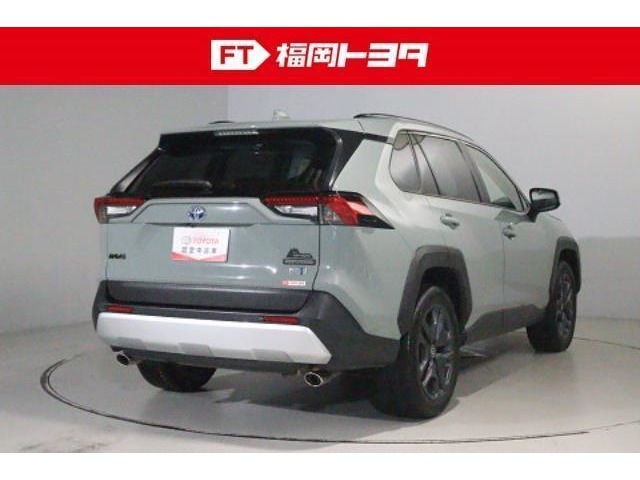 トヨタ認定中古車、評価4.5。走行距離10万キロ以内できれいな状態です。