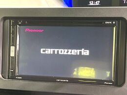 【ディスプレイオーディオ】視認性が高いディスプレイオーディオを装備♪操作性も良好で直感的なソース選択が可能です。