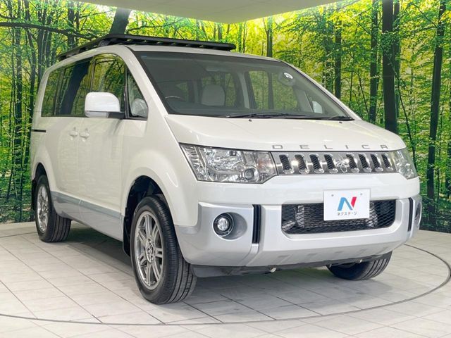 大好評のボディコーティング「弾スプラッシュコート」もご納車までに施工可能。通常のガラスコートと異なる、耐久年数6年の無機質ガラスコーティングが、ボディをキレイな状態に保ってくれます。