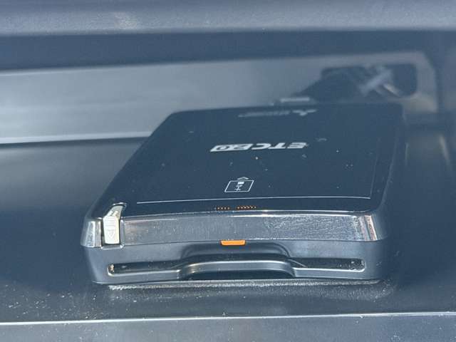 ETC装備☆高速の料金の支払いもスムーズです！！