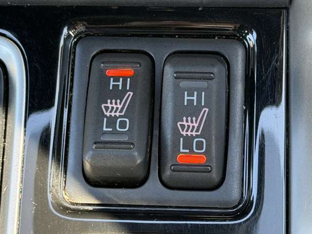 シートヒーター装備☆寒い冬場に大活躍の装備です！！