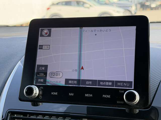 純正ナビ装備☆フルセグTV、Bluetooth接続可能です！！