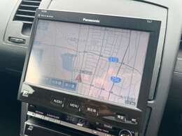 社外HDDナビが装備されております♪画面もクリアで運転中も確認しやすいです♪フルセグTVとDVDの視聴もお楽しみ頂けます♪ナビがあればお出かけの際も安心ですね♪