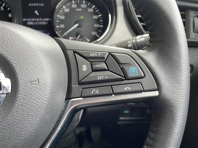 【運転席操作部】快適なドライブを楽しむための機能が装備されています！運転席から触れるので、使いやすいです！除菌プランいれていただくと、さらに清潔で安心していただけます！
