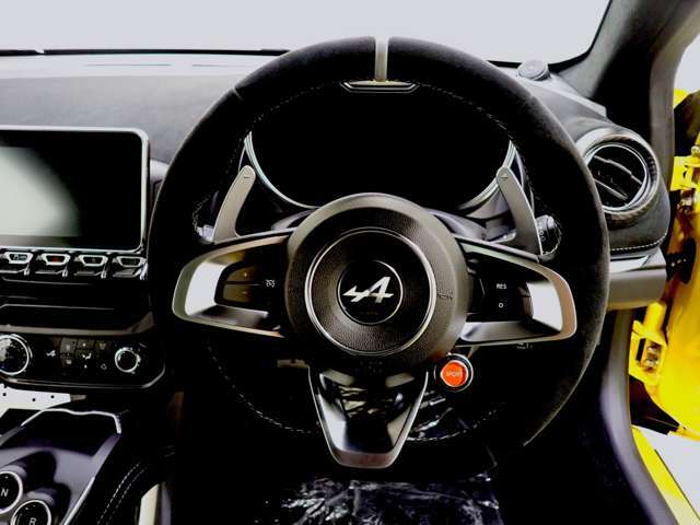 当社では輸入車・国産車・軽自動車・年式も状態も問わずどのようなお車でも下取りさせて頂きます。まずはお問い合わせ下さい！年式・走行距離・グレードだけでおおよその査定金額を出させて頂きます。