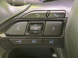 【ステアリングスイッチ】運転中、前方から目線をそらすことなく、オーディオ等の操作が可能な便利機能！安心＆快適なドライブを演出してくれます♪