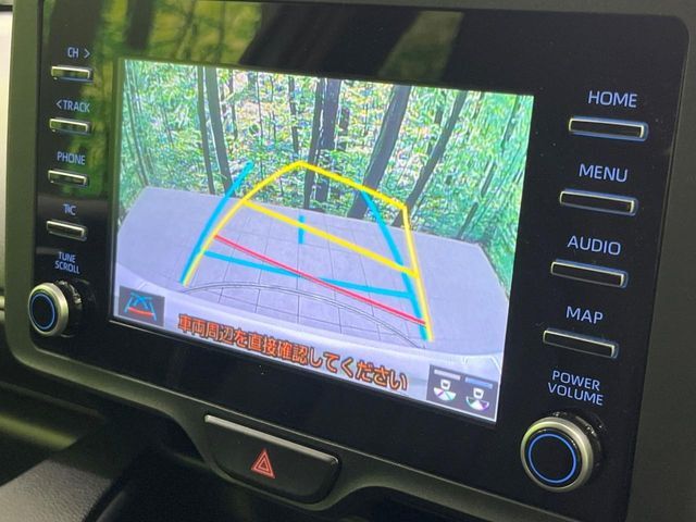【バックカメラ】駐車時に後方がリアルタイム映像で確認できます。大型商業施設や立体駐車場での駐車時や、夜間のバック時に大活躍！運転スキルに関わらず、今や必須となった装備のひとつです！