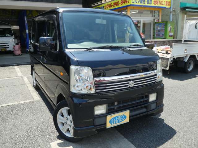 当店の強みは、【中古車相場に長けた仕入れスタッフによる厳選仕入れ】と【地元販売にも遠方販売にも対応可能】な事です。お買い得な在庫が多数ございます。