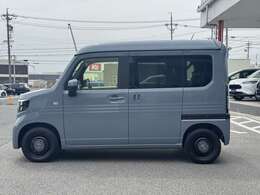 当店試乗車　距離少なめ　新車保証あり　おすすめの一台です♪