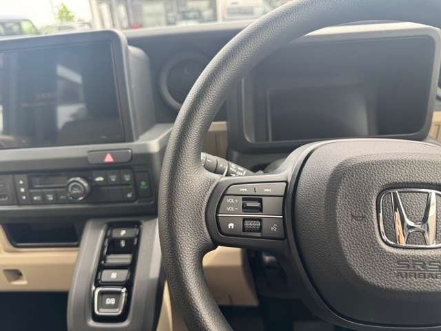 当店試乗車　距離少なめ　新車保証あり　おすすめの一台です♪