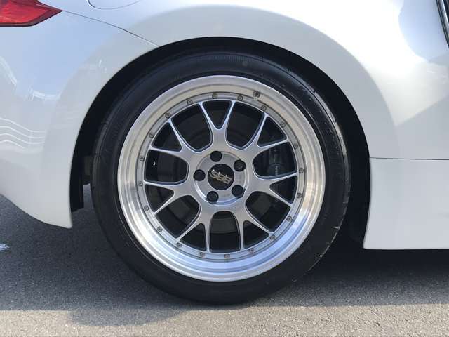 BBS・LM-R19インチアルミ＆オーリンズSA浜松SPEC装着