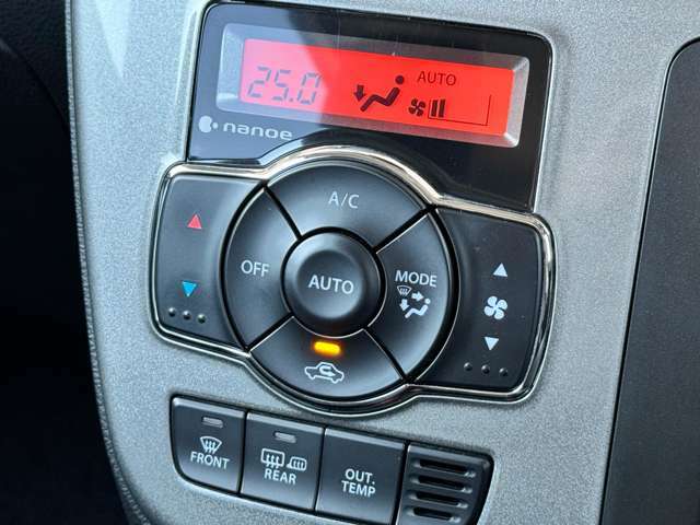快適！フルオートエアコン☆温度設定をするだけで素早く快適な車内でドライブできます！