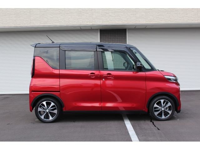 程度の良いEKクロススペースが入庫しました！人気のツートンカラーです！是非お早目のご検討宜しくお願い致します！