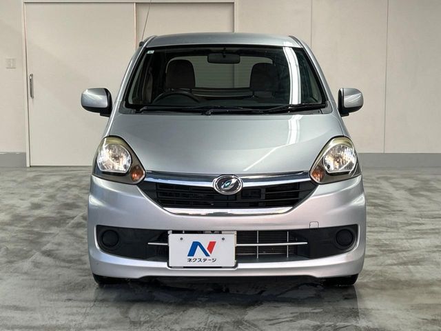 弊社では、全車『修復歴なし』のお車のみ取り扱っております。専任バイヤーによる厳選した仕入れの後、入庫後の車両チェックを行い、ネクステージが認定した高品質な中古車をご提供しております。