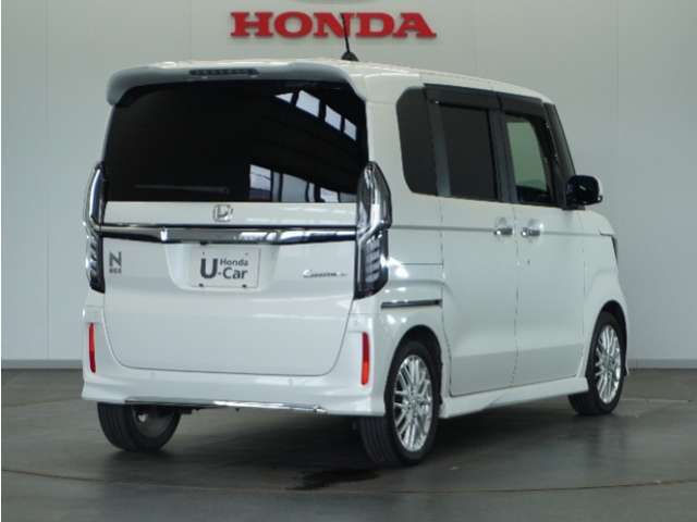 車両本体価格以外に必要な諸費用を含めたお支払い総額で検討して下さい！車両価格は安いけど諸費用が高い！なんてことにならないように当店は購入に必要な金額＝総額を表示しております！