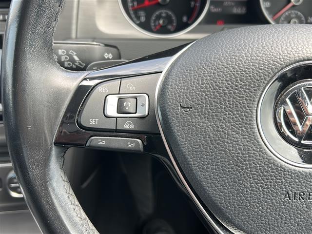 店舗にて現車の確認もいただけますので、お電話で在庫のご確認の上、是非ガリバー黒部店までご来店くださいませ！！！