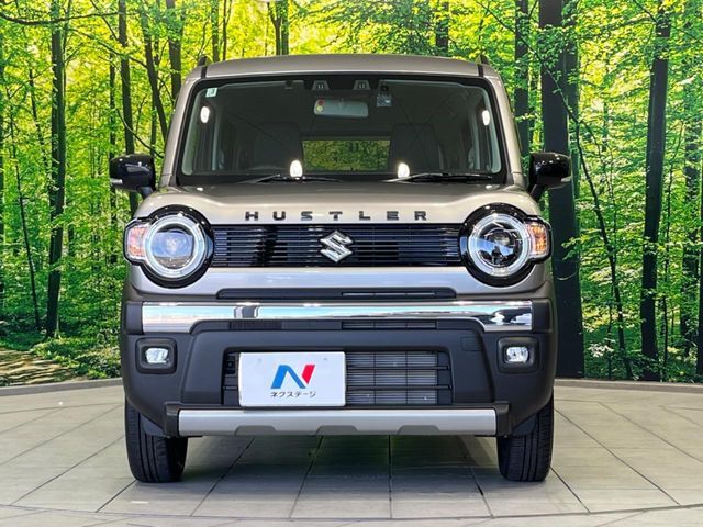 弊社では、全車『修復歴なし』のお車のみ取り扱っております。専任バイヤーによる厳選した仕入れの後、入庫後の車両チェックを行い、ネクステージが認定した高品質な中古車をご提供しております。
