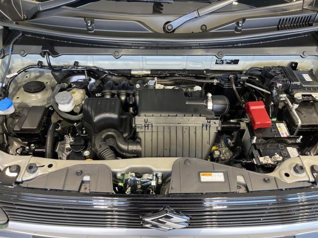 親切・丁寧な専門メカニックスタッフが応対！・車検・点検整備・事故等の修理などアフターサービスも安心。お車のカスタマイズもネクステージのサービススタッフまでご相談ください！