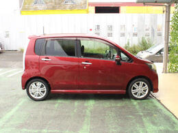 「当社のこだわり」全車8万キロ以内の良質車。走行距離はお車のバロメーターです。当社では8万キロ以上のお車は展示しておりません。なおかつ、メーター管理システムで不正メーターは1台もありません。