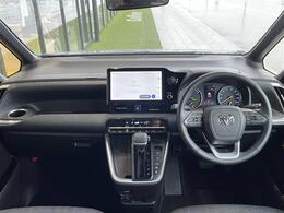 【インパネ全体】全方位で視界が広く、高い目線で運転もしやすいです！◆乗って触って体感してみてください！！当社車両は試乗可能です！お気軽にスタッフまでご相談ください！