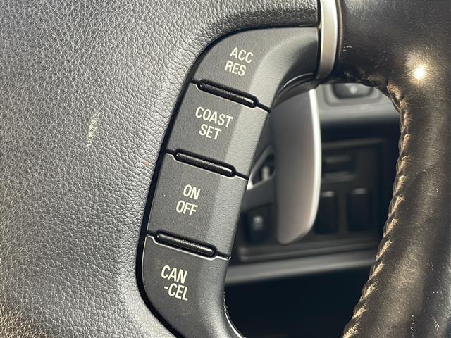 【オートクルーズコントロール】アクセルを離しても一定の速度で走ってくれるので運転負担軽減につながります♪