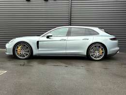 ソフトクローズドア　プライバシーガラス