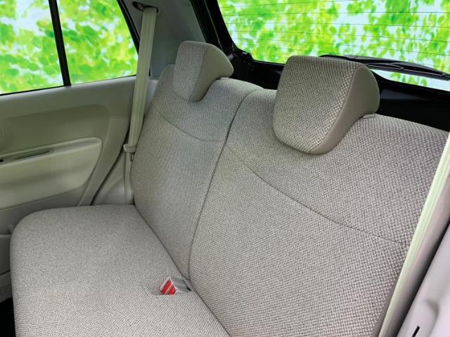 WECARSでは各商談席に大型モニターをご用意しております！見やすい大画面でゆったりと全国の在庫をご覧いただけます！是非ご来店お待ちしております！