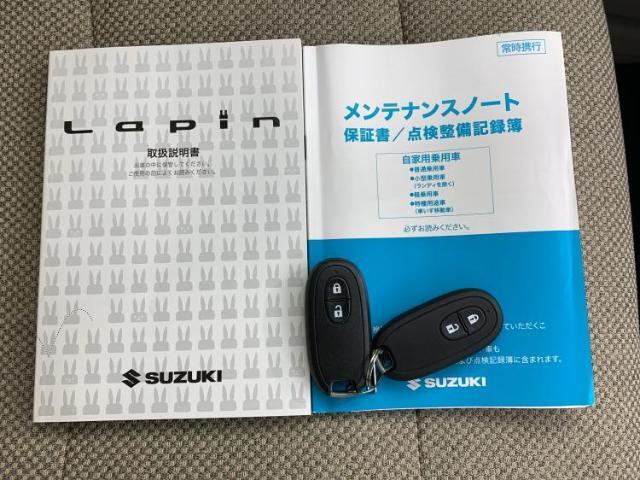 WECARSの展示場では実際に見て、触ってお車をお選びいただけます！知識の豊富な営業スタッフが様々なカーライフをご提案いたします！
