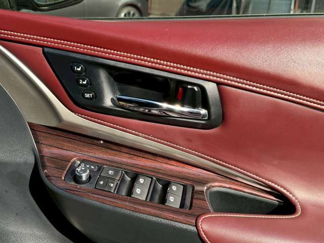 ご購入時のアドバイスから車に乗らなくなるまで、ずっとお付き合いをさせて頂くことが重要なことと考えております。長くご使用される車だからこそ、コサカ自動車も末永くお付き合い出来るお店を目指しております♪