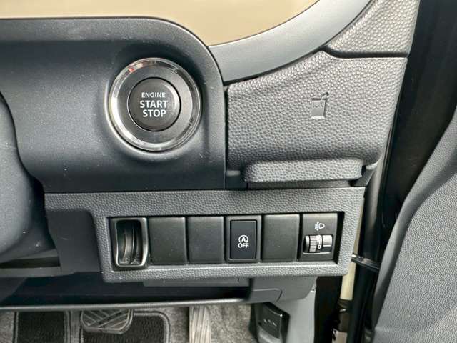 お車の事ならどんな些細な事でもお気軽にご相談くださいませ！！お問い合わせの際はカーセンサーを見た！！とお伝えください♪