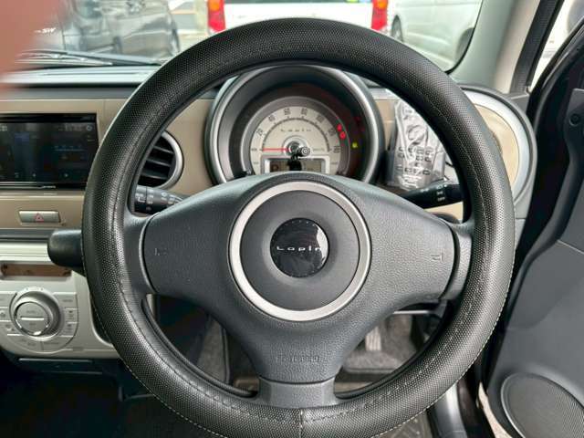 お車の事ならどんな些細な事でもお気軽にご相談くださいませ！！お問い合わせの際はカーセンサーを見た！！とお伝えください♪