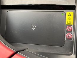 【置くだけ充電】スマホを置くだけで充電できます♪