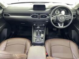 【インパネ全体】全方位で視界が広く、高い目線で運転もしやすいです！