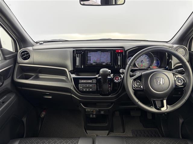 【インパネ全体】『インパネ全体』の画像になります。写真の内容に関してご不明点、ご質問等がございましたらお気軽にガリバー店舗までお問い合わせください。