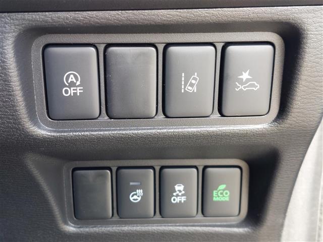 気になる車はすぐにお問い合わせください！画面右側の0066から始まる無料ダイヤルからお問い合わせ下さい！専門スタッフがお車のご質問にお答えいたします！