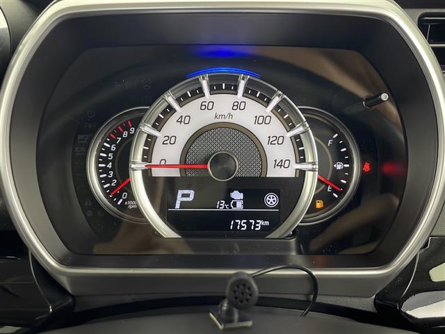 【スピードメーター】メーターがシンプルで見やすく運転しやすいですね！