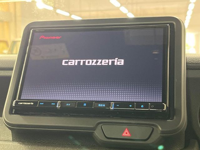 【フルセグTV付ナビゲーション】使いやすいナビで目的地までしっかり案内してくれます。各種オーディオ再生機能も充実しており、お車の運転がさらに楽しくなります！！