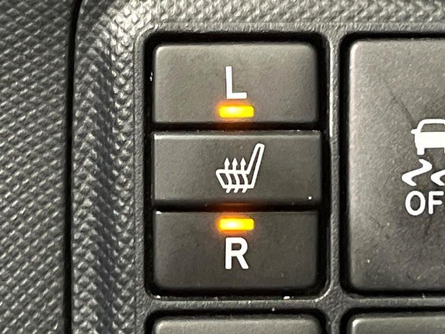 【シートヒーター】寒い日に重宝するシートヒーター！エアコンより早く温まってくれるので寒がりの人も安心ですね♪エアコンの温風は乾燥するから苦手、という方にもをおすすめです。