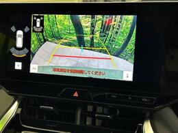 【バックカメラ】駐車時に後方がリアルタイム映像で確認できます。大型商業施設や立体駐車場での駐車時や、夜間のバック時に大活躍！運転スキルに関わらず、今や必須となった装備のひとつです！