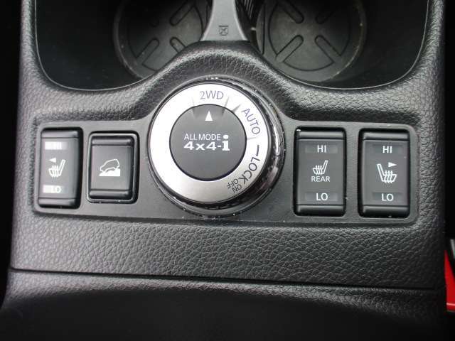 この車が少しでも気になるあなた、そうアナタです。こちらの画像は日本全国の方が見てますよ。免許取立ての方でも、車のことがよくわからない方でも親切丁寧にご説明させていただきます。お問い合わせお待ちしてます